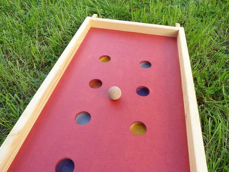 billard hongrois jeu coopératif zoom sur boule cible couleur